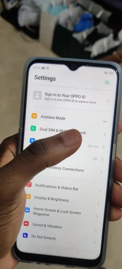 Airplane mode setting on an Oppo A5 2020