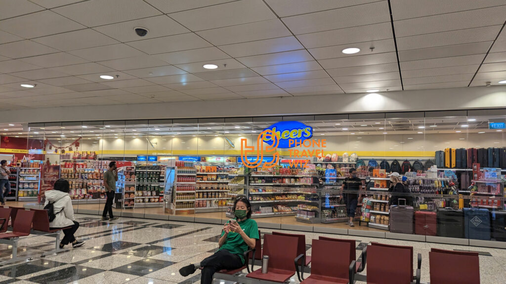 Cheers Convenience Store at Singapore Changi Airport