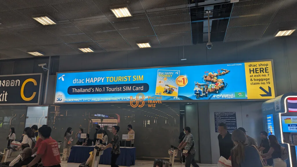 Dtac Thailand Promotional Screen Before Showing Store Locations at Bangkok-Suvarnabhumi Airport